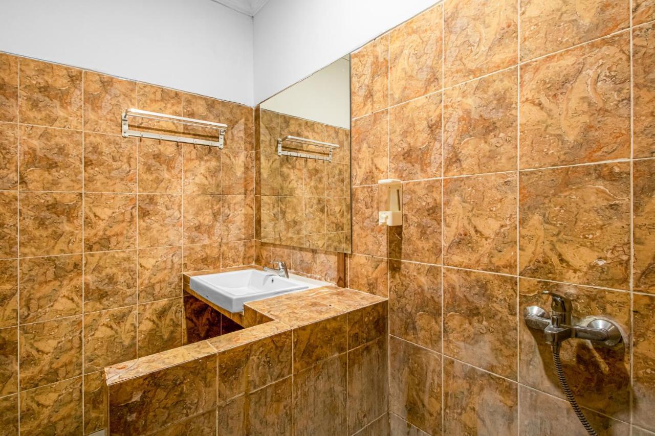 De 80'S Genteng Ijo Jakarta Ngoại thất bức ảnh